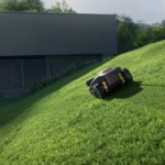 Roborock RockMow Z1 se premika po trati z manj drsenja in vlečenja trave